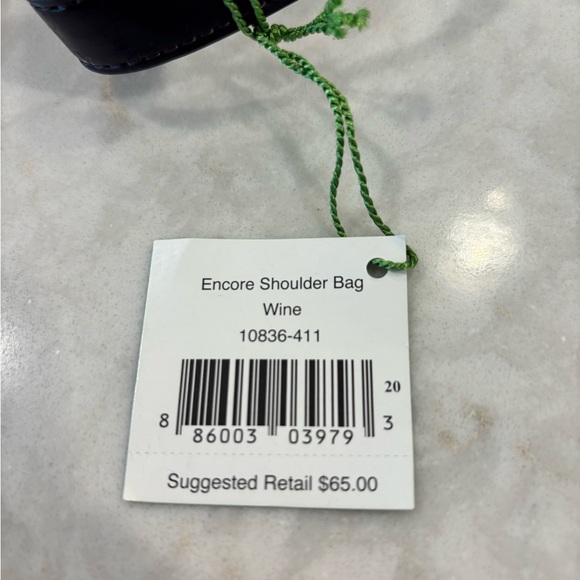 Elegant Quilted Shoulder Bag - Burgundy - Picture 4 of 4